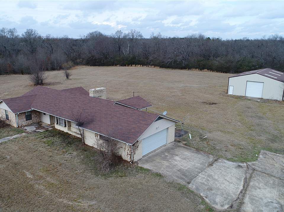 1st image of 221 Us Highway 82 E