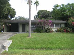 3833 Afton Cir, Sarasota, FL 34233