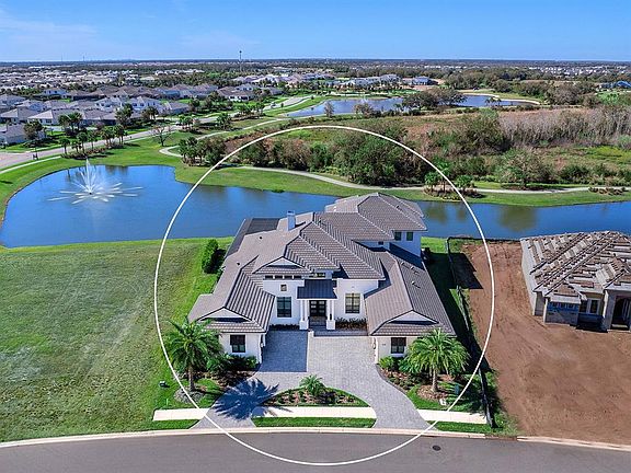 3rd image of 4218 Butte Trl