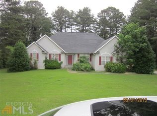 5700 Shadow Rock Dr, Lithonia, GA 30058