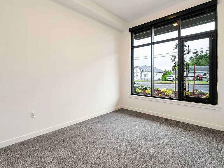 City Gate Apartments — Photo 93