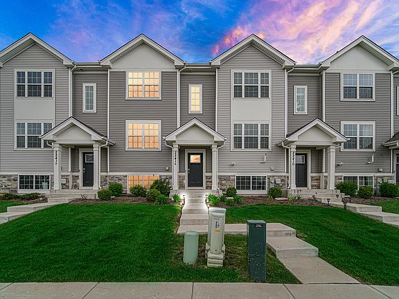 2nd image of 2241 Sassafras Way E