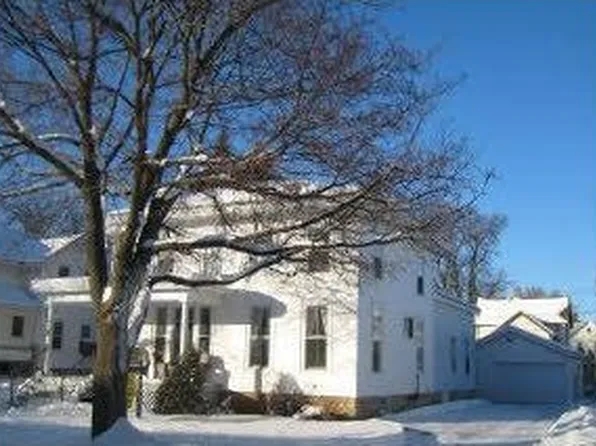 185 Hoyt St, Fond Du Lac, WI 54935