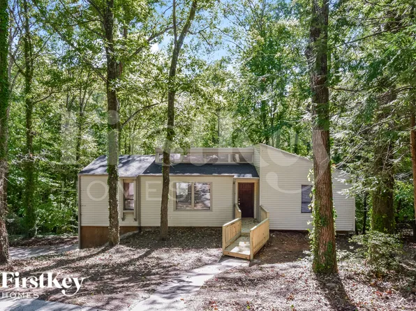 2695 Wendy Ln, Marietta, GA 30062