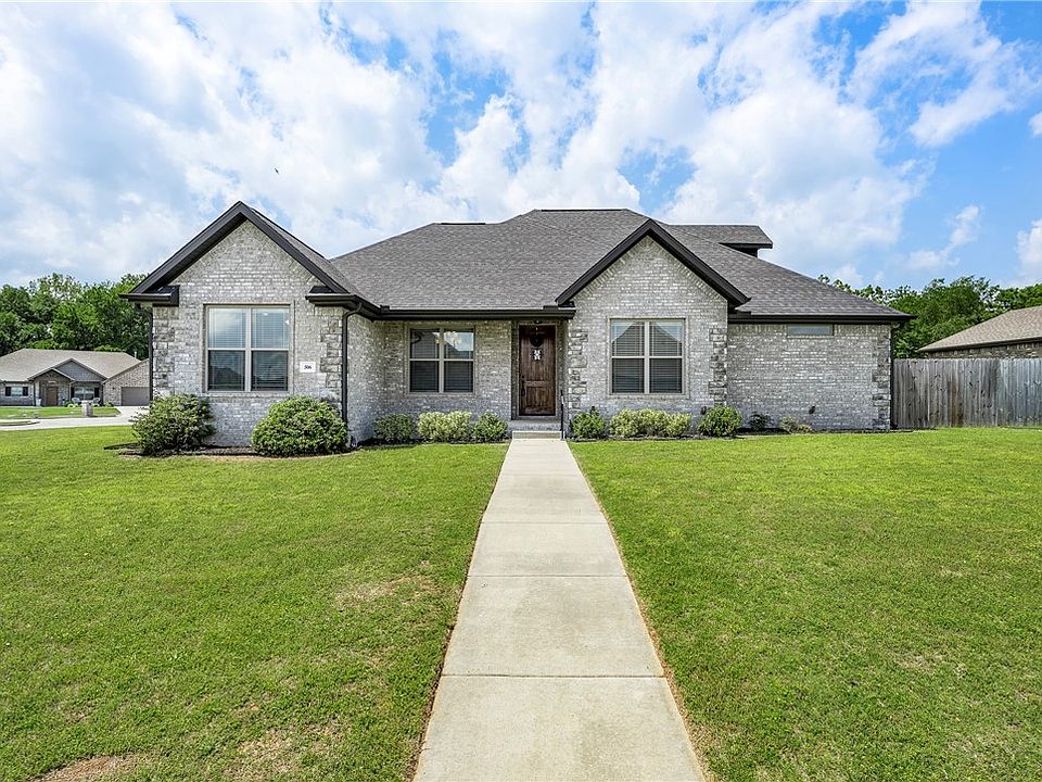 1st image of 506 Hindman Dr