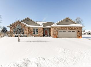 4501 Innis Brook Dr, Springfield, IL 62711