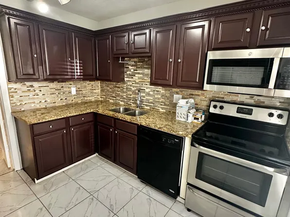 4158 Inverrary Dr APT 202, Lauderhill, FL 33319