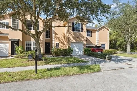 16320 Parkstone Palms Ct — Photo 3