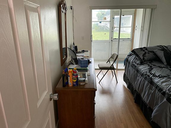 4th image of 313 Chatham #P