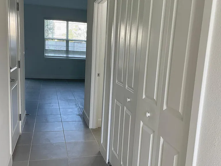 1337 Captiva Cv #8 — Photo 36