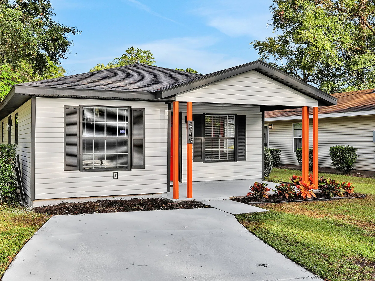 3 bed, 1277 sqft, $1,550 — Photo 1