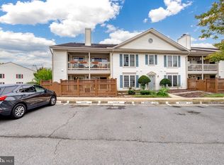 6133 Essex Ct #A, Alexandria, VA 22311