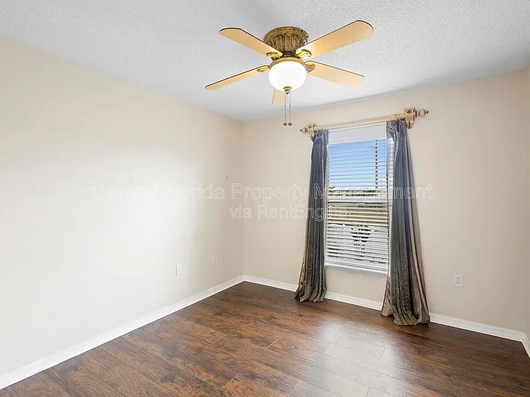 4657 Willamette Cir — Photo 13