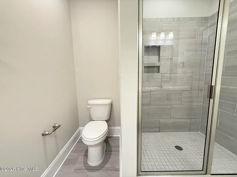 121 Lark Dr — Photo 22