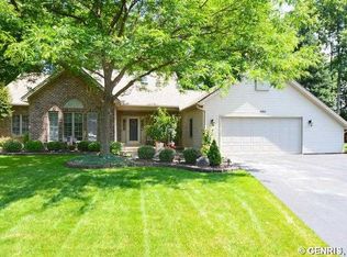 480 Sunset Ridge Trl, Rochester, NY 14626
