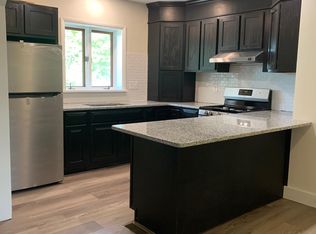 142 E Main St, Hummelstown, PA 17036