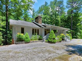 91 Cornet Ln, Highlands, NC 28741