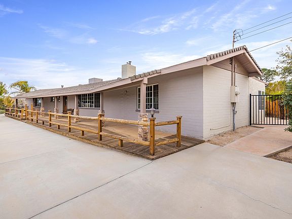 4th image of 3554 Pearblossom Hwy