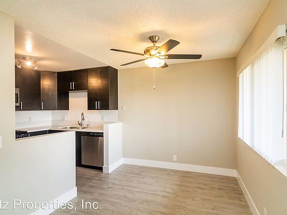 4th image of 3030 Montrose Ave APT 214