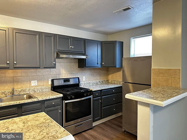 4632 Hillside Rd SE #1 — Photo 10