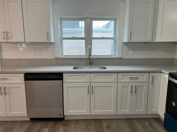 65 Cedar St #2, Malden, MA 02148