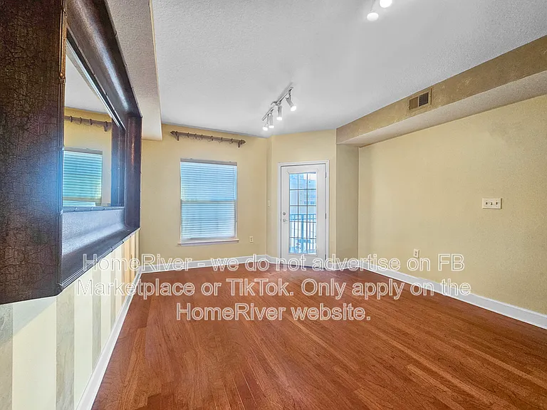 230 E Ponce De Leon Ave #226 — Photo 2