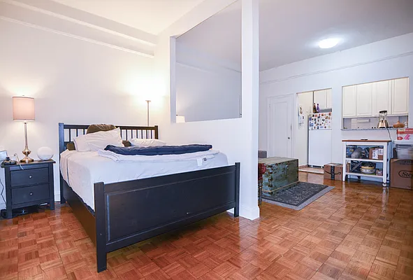 Rented by Corcoran | media 10