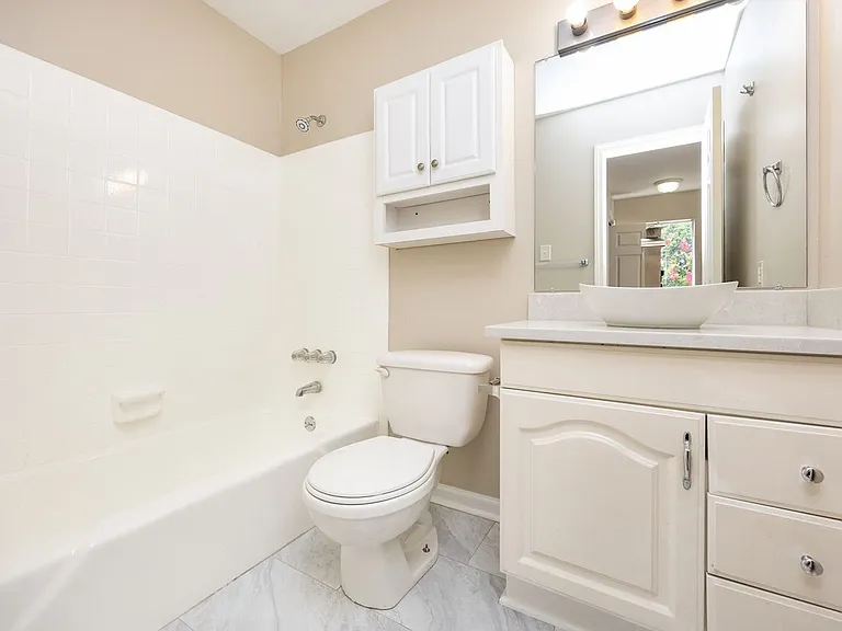 454 W Parker Blvd #A10 — Photo 13