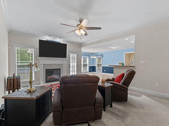 3rd image of 6025 Kindley Dr