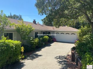 61 La Cresta Rd, Orinda, CA 94563