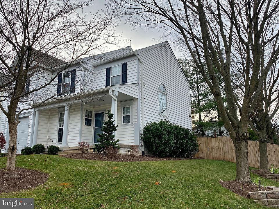 2nd image of 601 North St NE