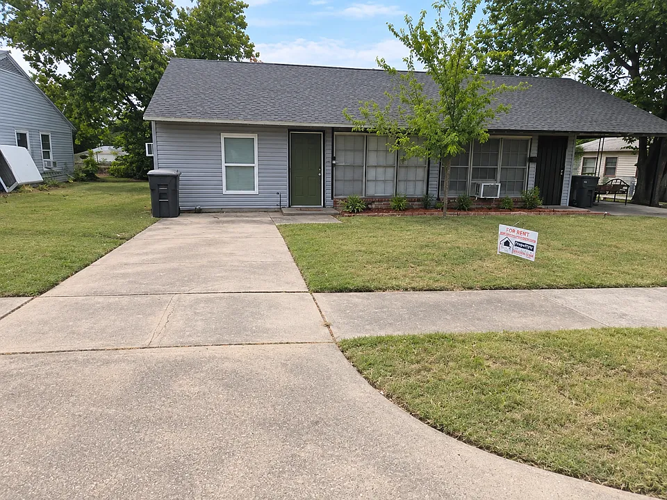 810 W Dean Ave #810 WEST DEAN AVENUE