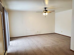 526 W Franklin St APT 4, Portage, WI 53901