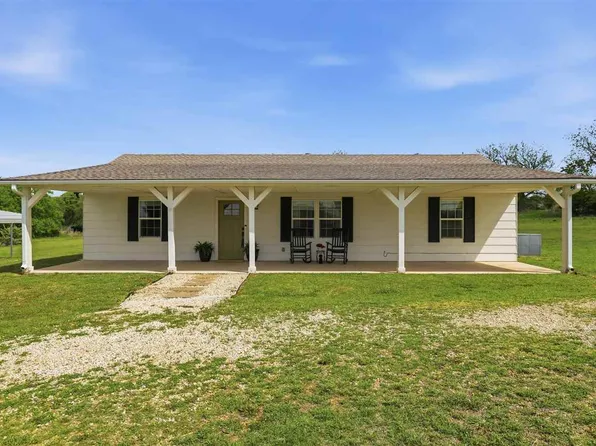 180 Bermuda Dr, Ponca City, OK 74604