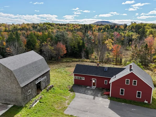 533 Range Road, Blue Hill, ME 04614