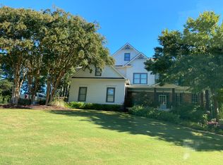 108 Lathems Mill Ln, Ball Ground, GA 30107