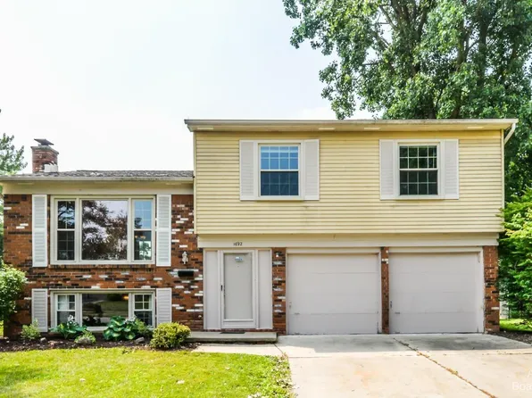 1692 Sheffield Dr, Ypsilanti, MI 48198