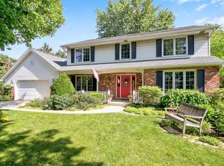 1868 Grant St, Downers Grove, IL 60515
