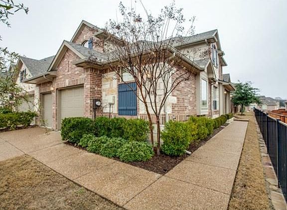 2nd image of 6112 Shoal Creek Trl