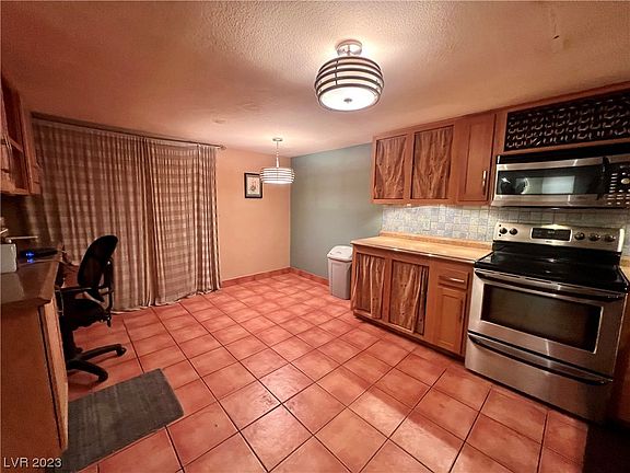 5th image of 3483 Don Miguel Dr #0