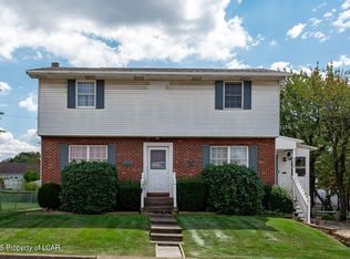 528 Samuels Ave, Hazleton, PA 18201