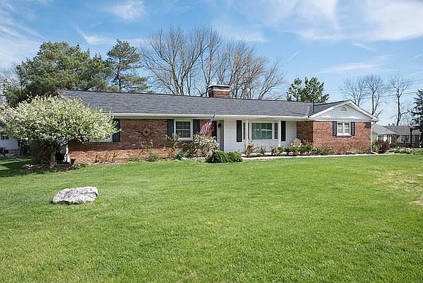 1st image of 5538 Mapleridge Dr