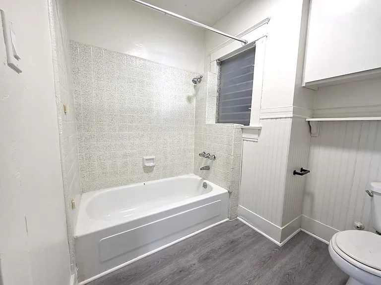 521 N Pomona Ave #1 — Photo 8