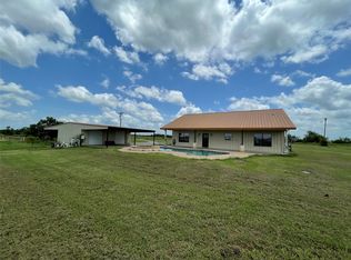 970 Lcr 786, Groesbeck, TX 76642