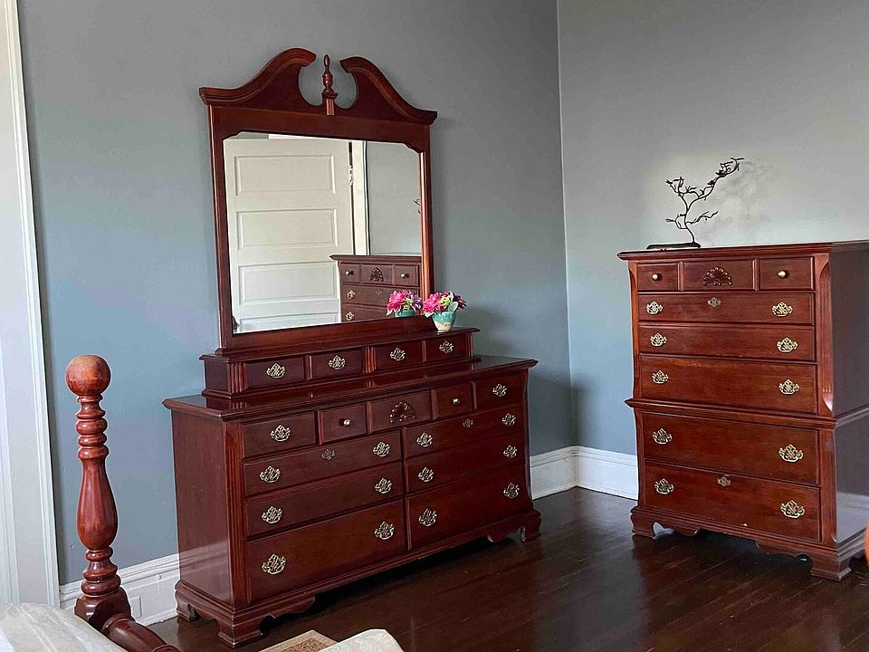 Master bedroom 3