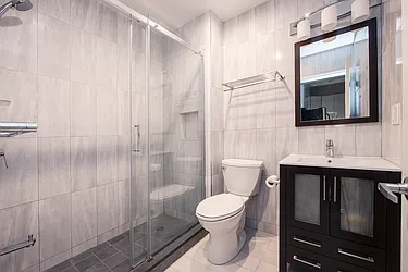 Rented by R New York