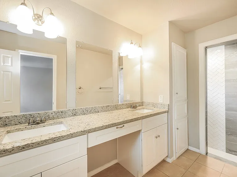 2743 Knoll Tree St — Photo 12