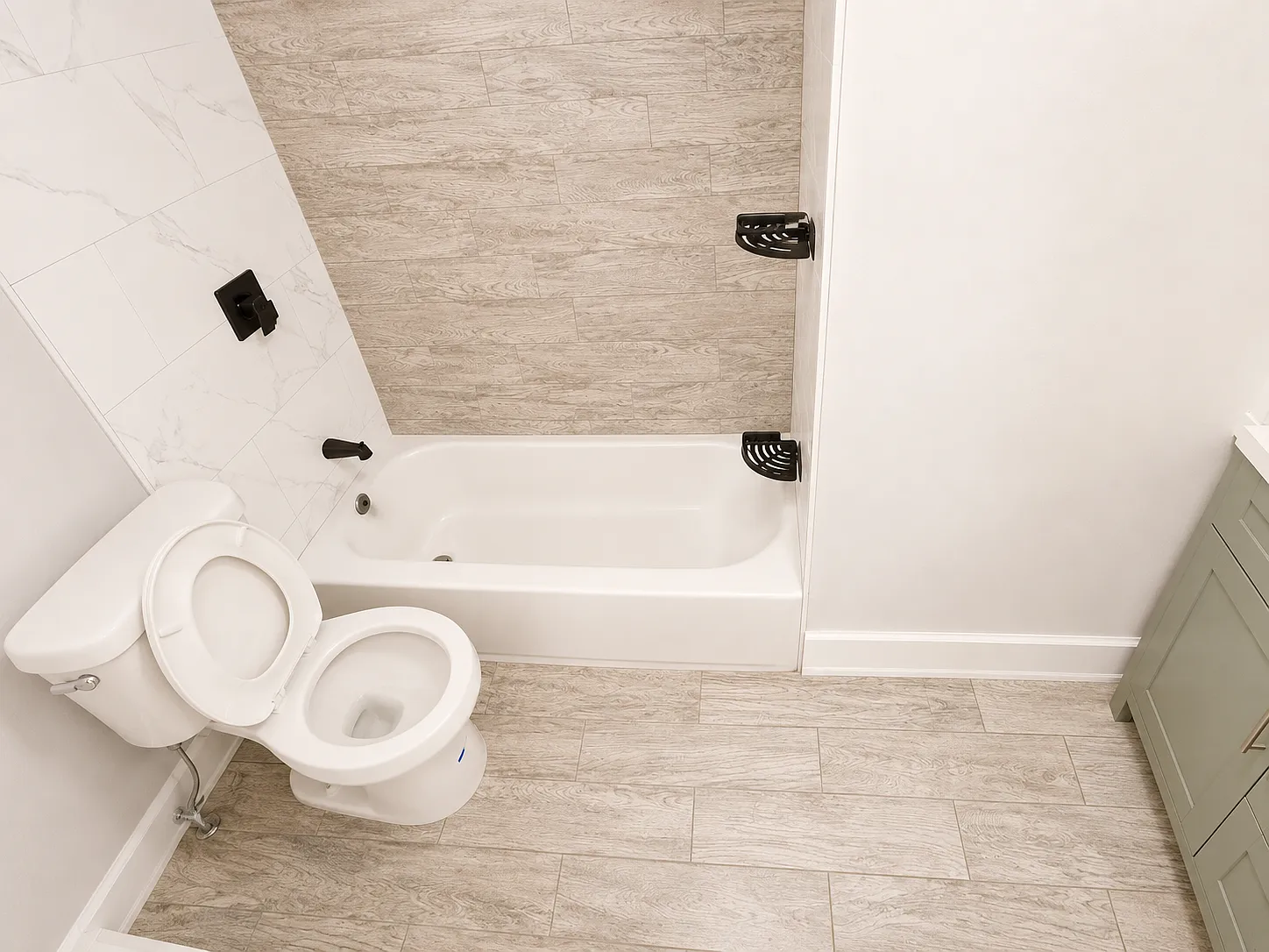 2 bed, 1000 sqft, $1,995 — Photo 4