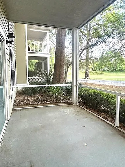 10000 SW 52nd Ave #7 — Photo 24