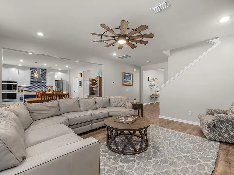 227 Benelli Dr — Photo 10